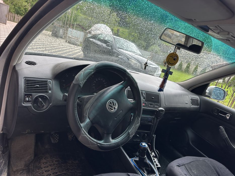 VOLKSWAGEN Golf 2002 — imagine 3