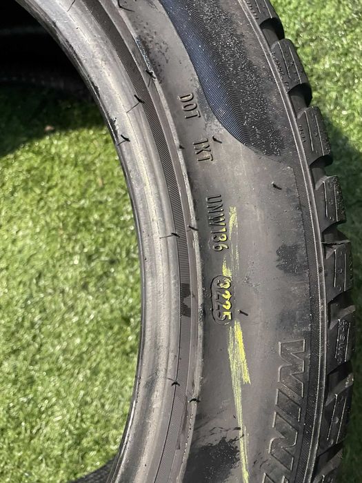 275 40 18 pirelli 2025