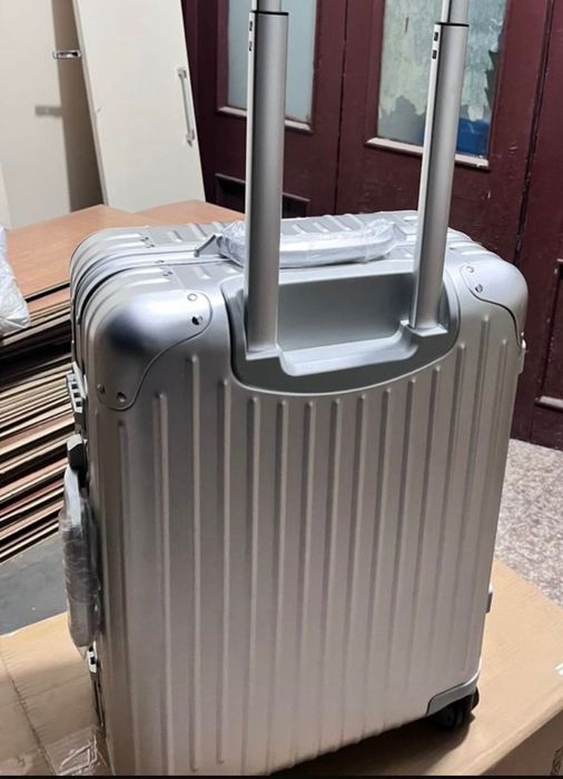 Оригинален куфар Rimowa