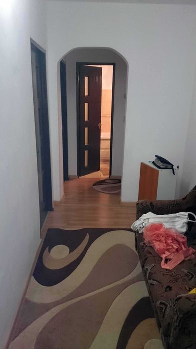 Vand apartament 3 camere decomantat