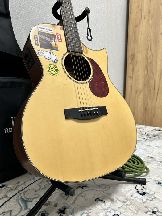 Продаю комплект для гитары: