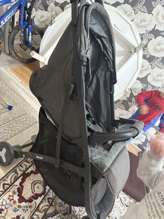 Коляска б/у в хорошем сострянии