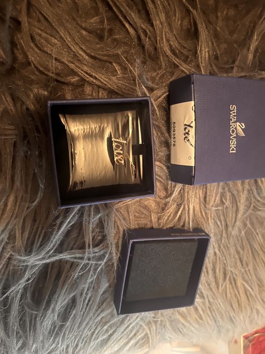 Пръстен на Dior,Пръстен на Just Cavali,Каишка и гривна на Swarovski