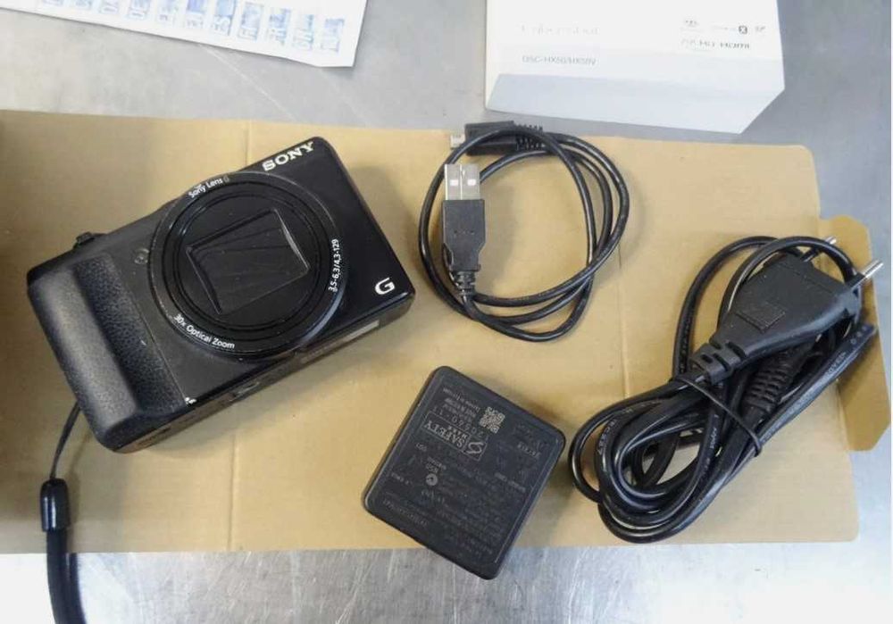 Цифров фотоапарат  Sony Cyber-shot DSC-HX50 Wi-Fi,SMART