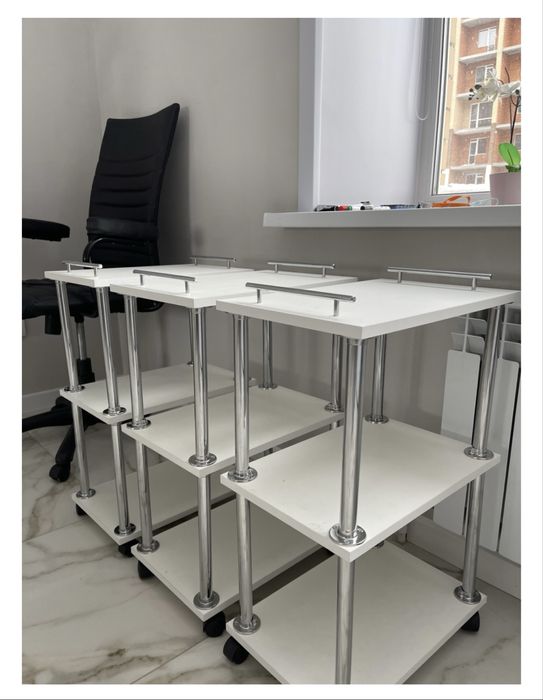 Косметологическая тумба