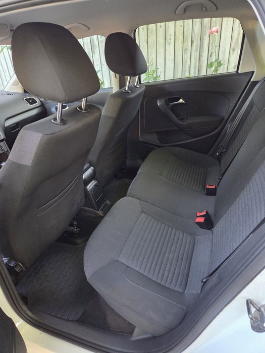 VOLKSWAGEN Polo 2011 — imagine 4