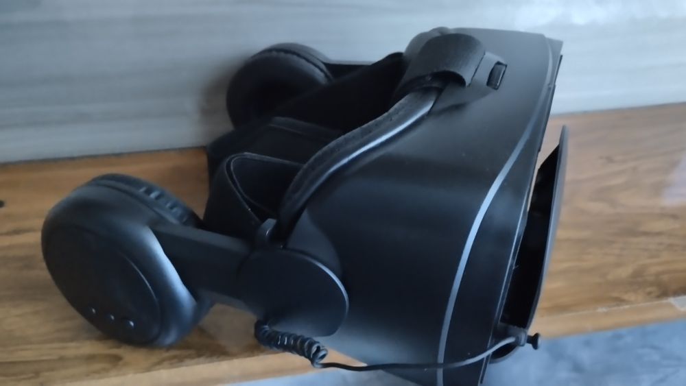 Продам VR очки новые
