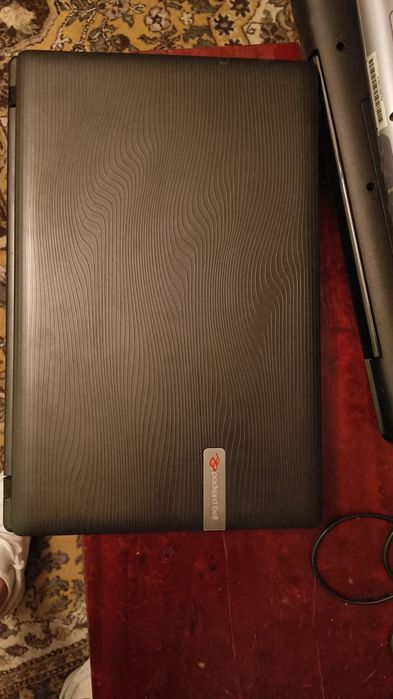 Vand laptopuri pentru piese 95% functionale