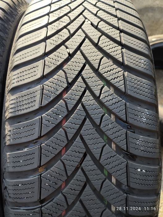 2 buc 225 60 R18 104v Semperit , iarna, dot 2021