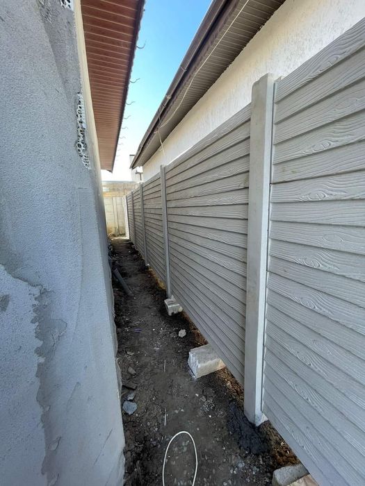 Gard din placi de beton