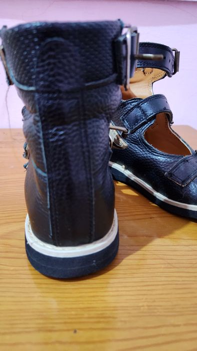 Ортопелический обувь