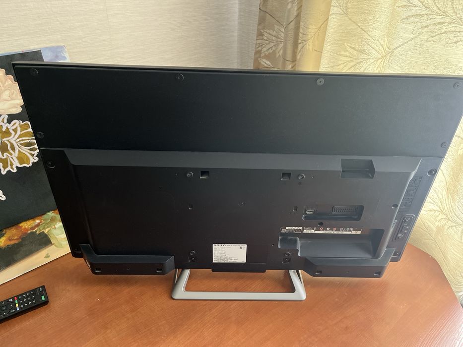 Продам смарт телевизор Sony