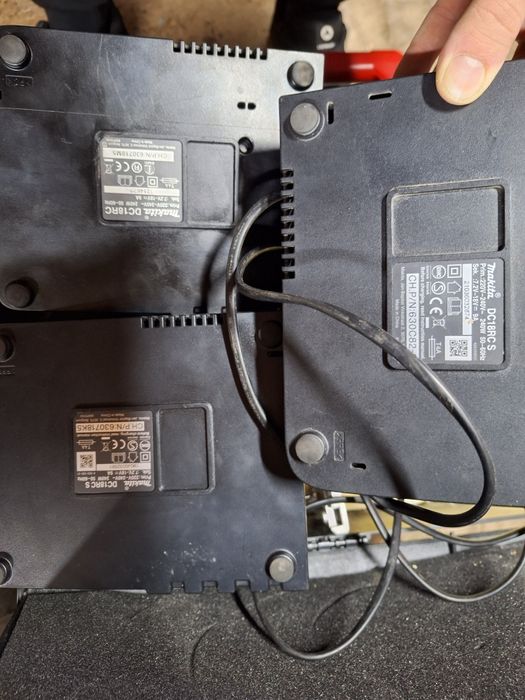 Încărcător makita 18 Lxt