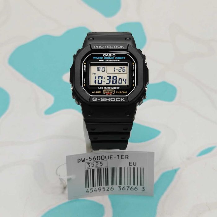 Наручные часы Casio G-Shock оригинал DW-5600UE-1