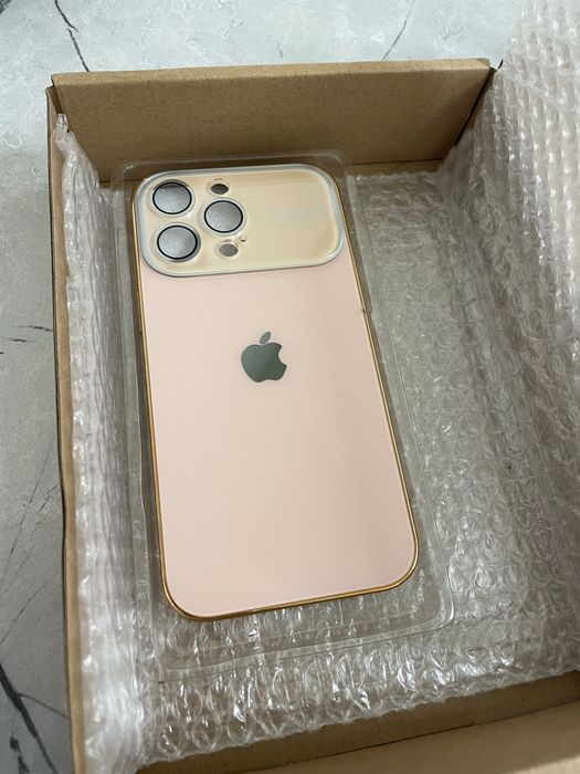 Неизползван калъф за iPhone 14 Pro Max