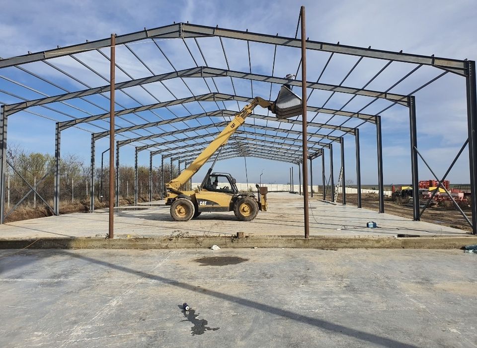 Constructii hale structuri metalice demontabile surub montaj agricole
