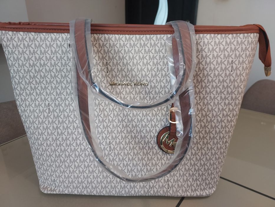 Geantă elegantă damă Michael Kors