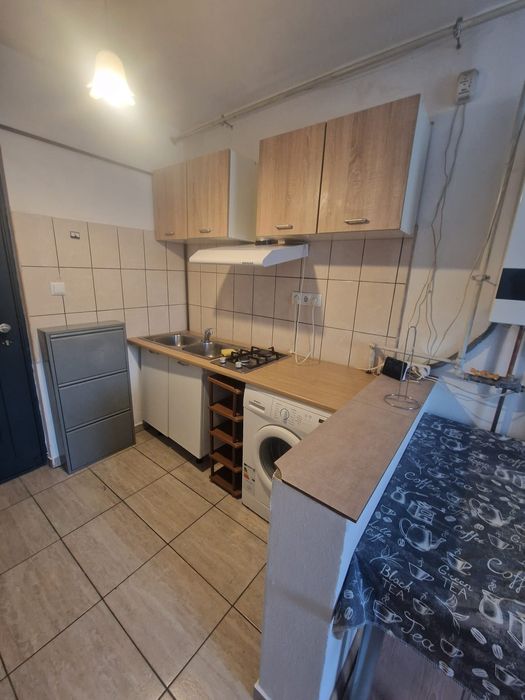 Închiriez garsoniera pe Borsului