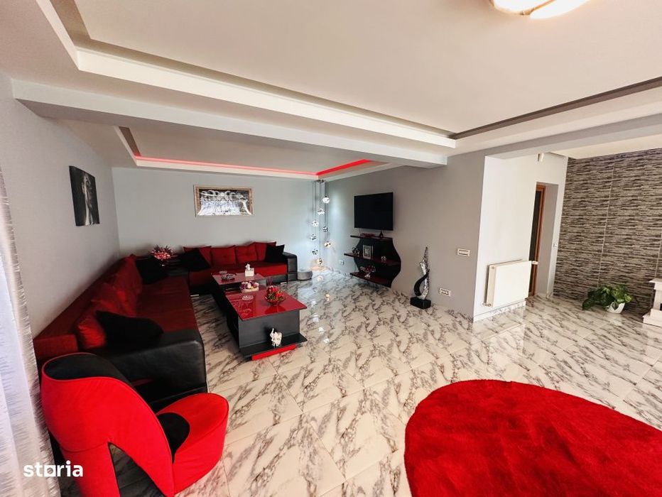 Vila superba, padure Rosu, 1000 mp teren, 310 mp construiti, Chiajna