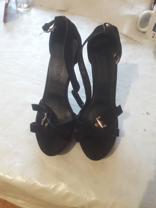 Продается  Бу обовь в хорошем состоянии!!!