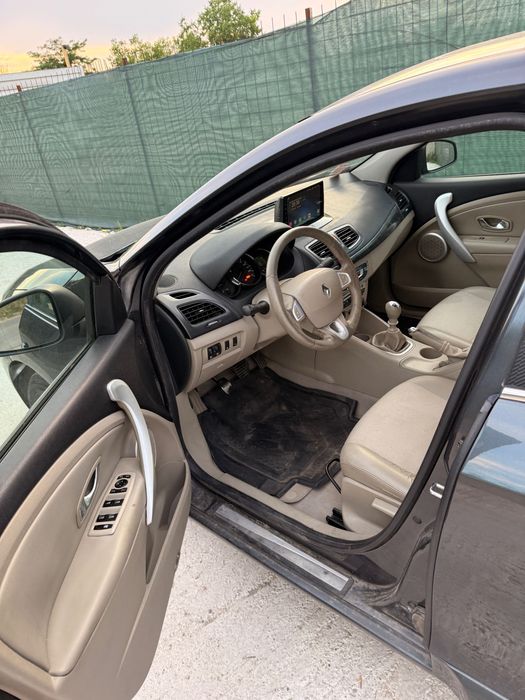 Renault Fluence 1.5 dCi 2010, Navigație Android, 316.869 km – 2.000 €
