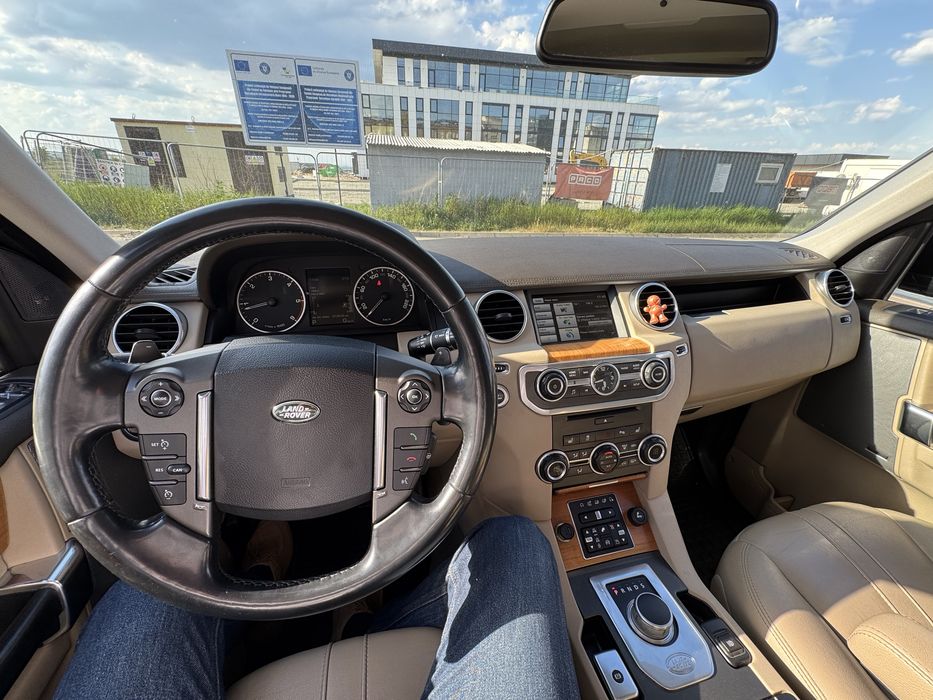 LAND ROVER Discovery 2015 — imagine 4