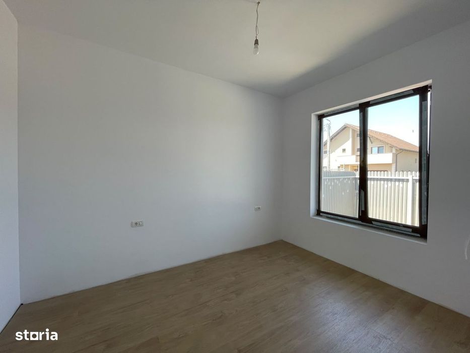 Duplex 4 camere  3 dormitoare | Curte amenajata | Mosnita-Noua