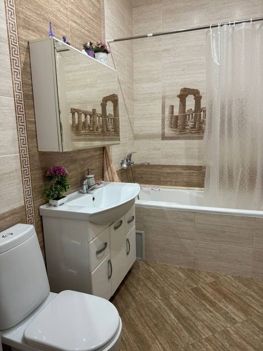 Продаётся двухэтажный коттедж .