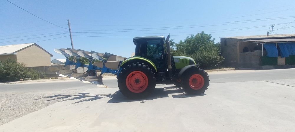 Arion 630 traktor sotiladi