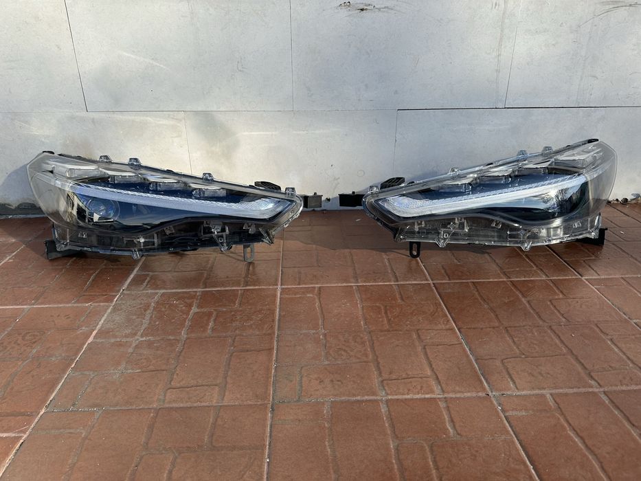Фарове Toyota Corolla Cross 20-25 г