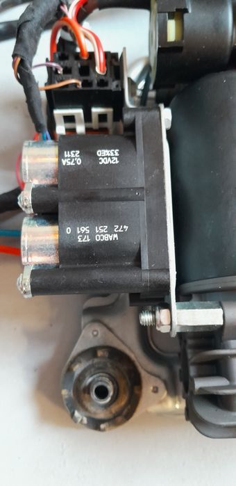 БМВ Х5 Е53 компресор въздушно окачване гумено  каре и преден кардан