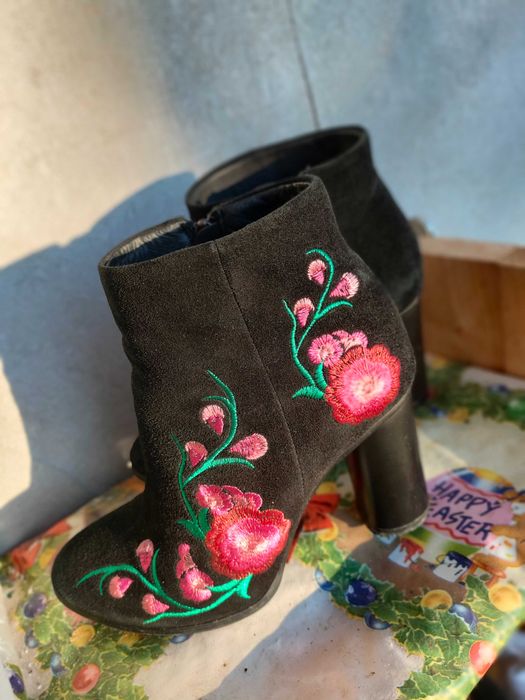 Ghete/Botine Elegante Negre, Piele Naturală, cu Broderie Flori Roz