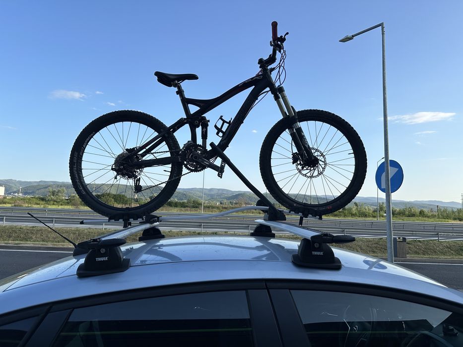 Set bare Thule pentru Opel Astra J sedan