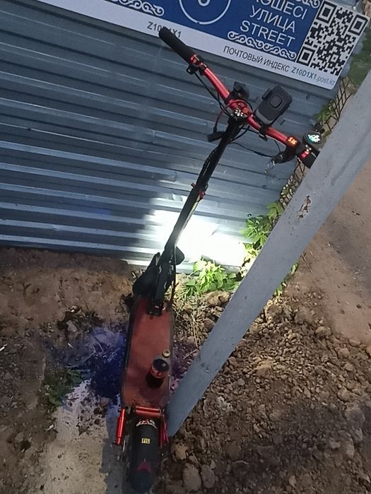 Продам электросамокат kugoo m4 pro