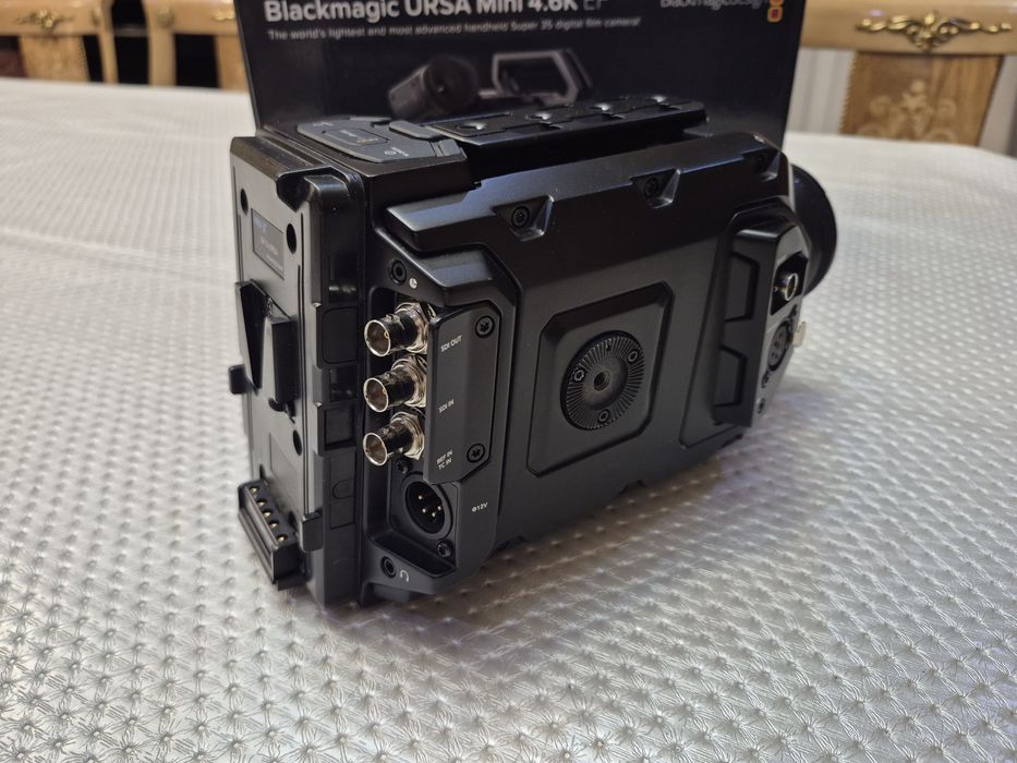 Blackmagic ursa mini 4.6k ef кинокамера, видеокамера