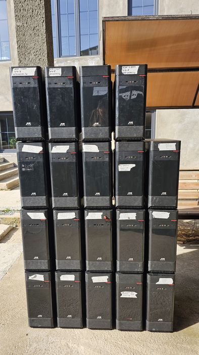 Компьютерный клуб/ игротека/ игровой компьютер