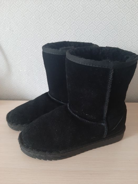 Продам тёплые уги