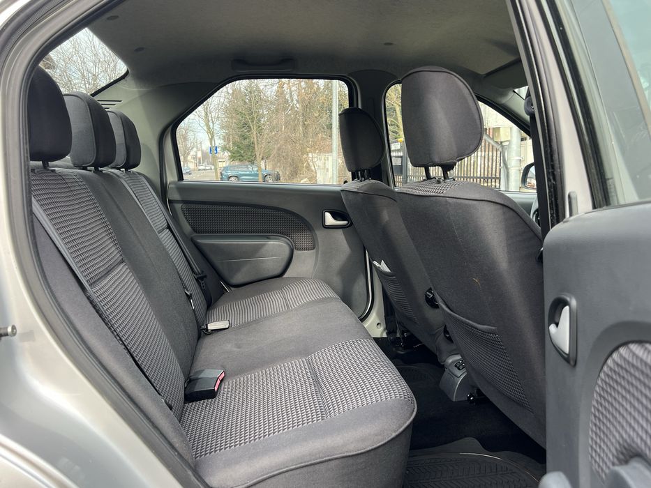 Dacia Logan Prestige 1.6 16v 94.000km unic proprietar!