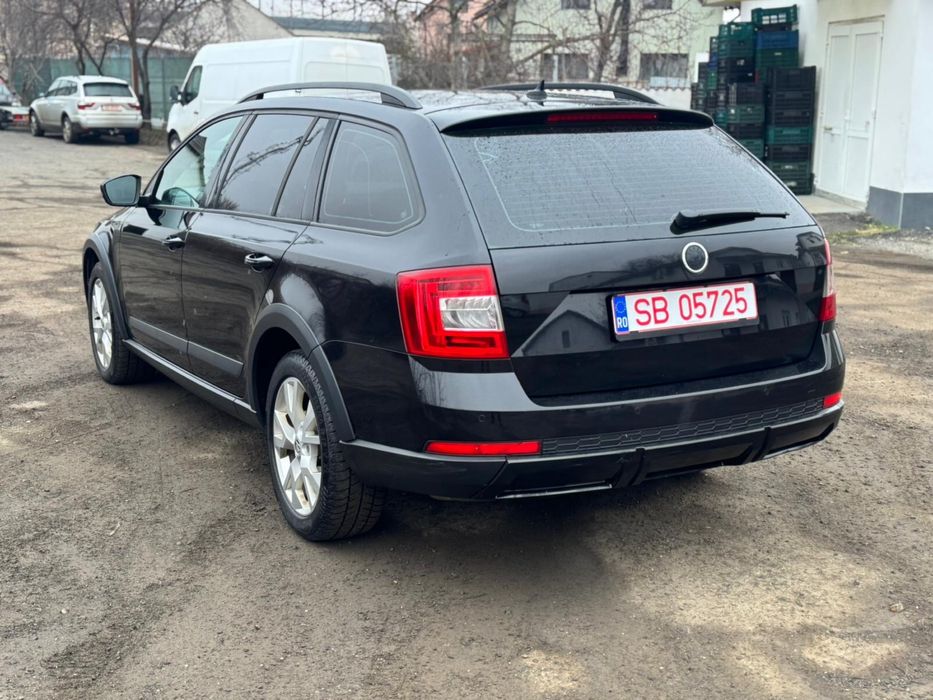 Skoda Octavia Scout 4x4 DSG euro 6