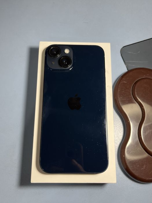 Продаю 14 айфон в хорошом состоянии