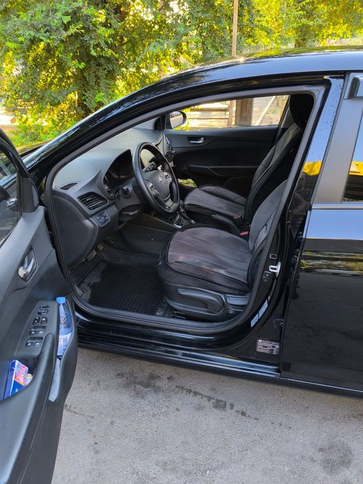 Хундай акцент 21 года.