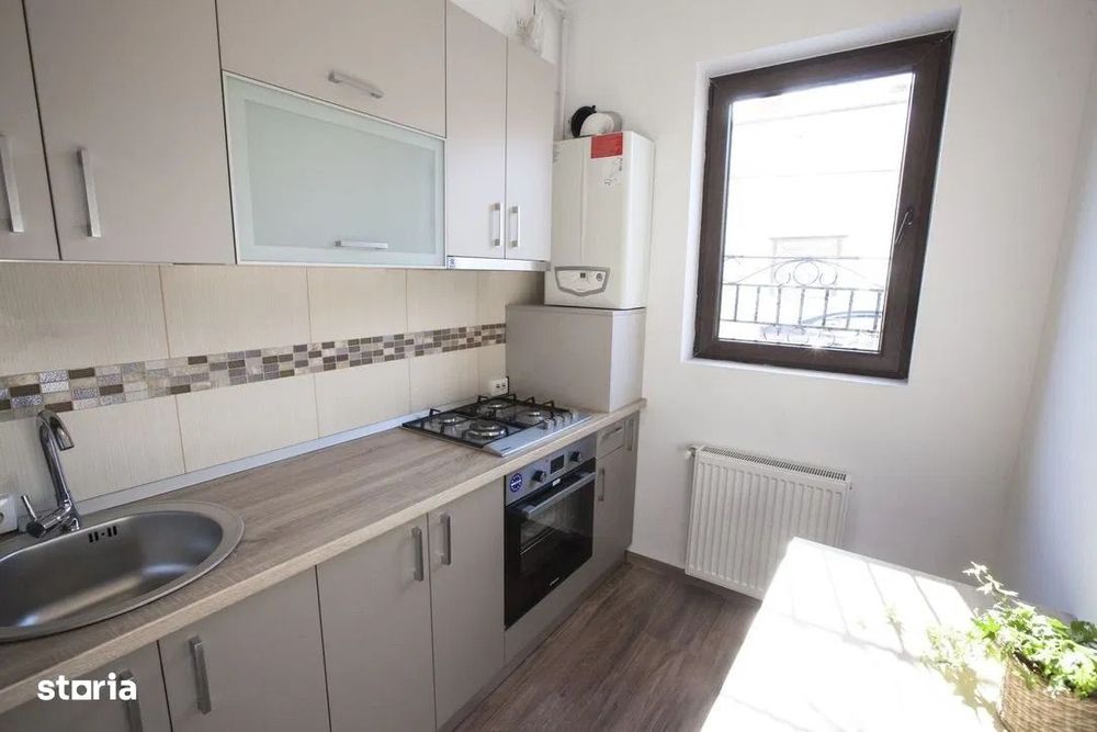 Ap. 2 Camere- Obor, Centrala, Bucatarie Inchisa, Parcare, Curte