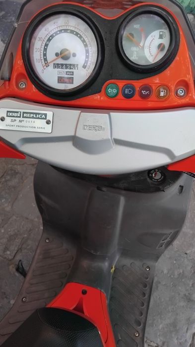 Se vinde motoscuter predator.