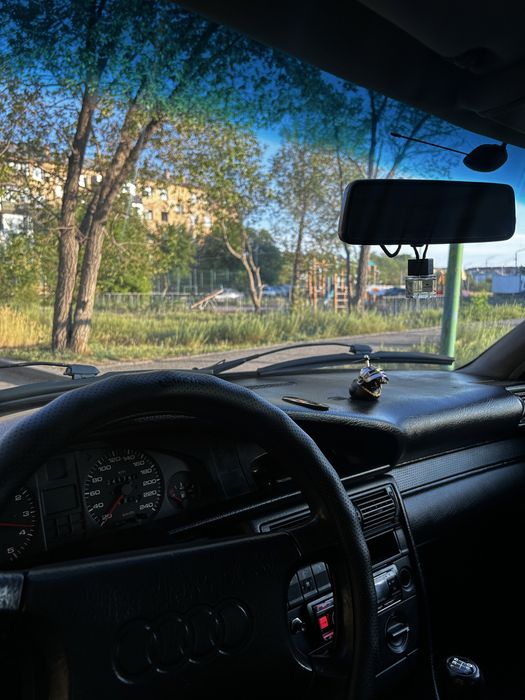 Ауди 100с4 2.0