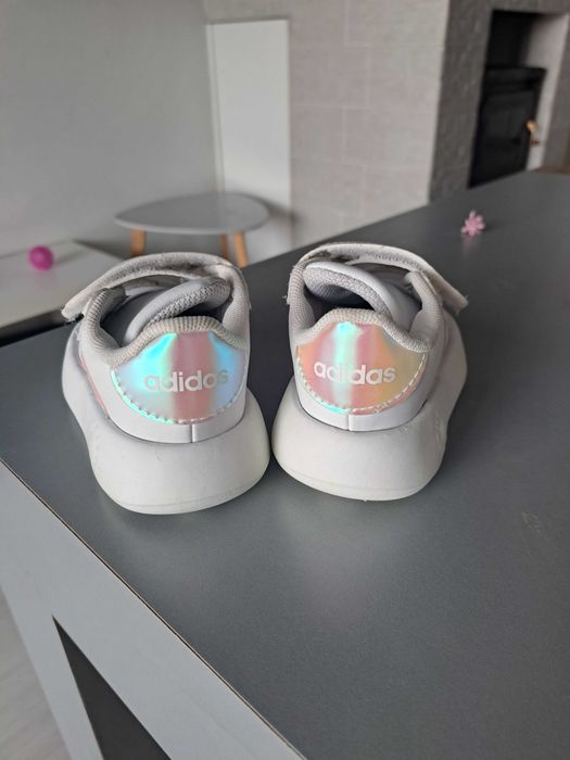 Маратонки Adidas
