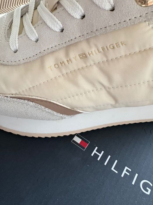 Sneaker Low crem auriu Tommy Hilfiger