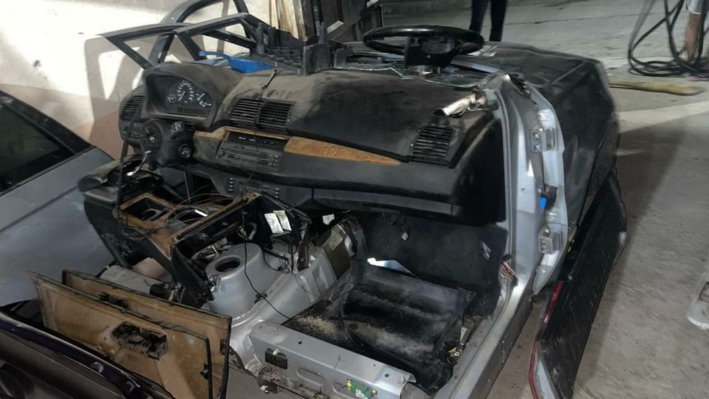 Бмв х5 е53 на запчасти м54в30 акпп