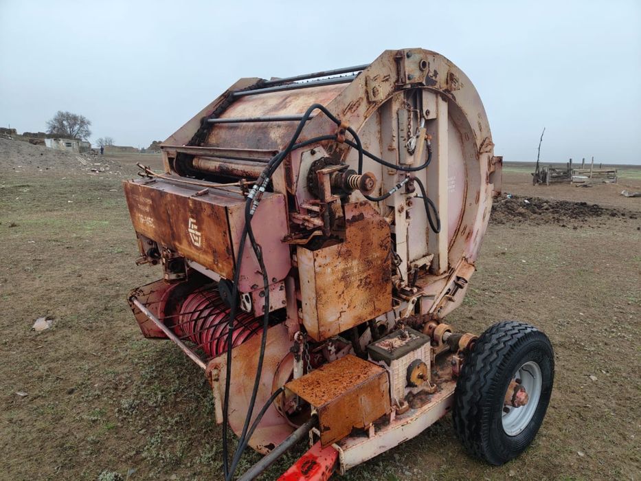 Рулонный пресс на ходу, продам