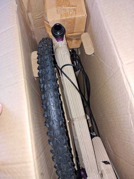 Titlu: Bicicletă MTB 26” Verve Orchid – nouă în cutiePreț: 700 lei (