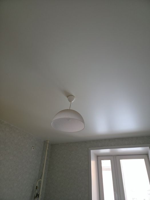 Отдам люстры работает